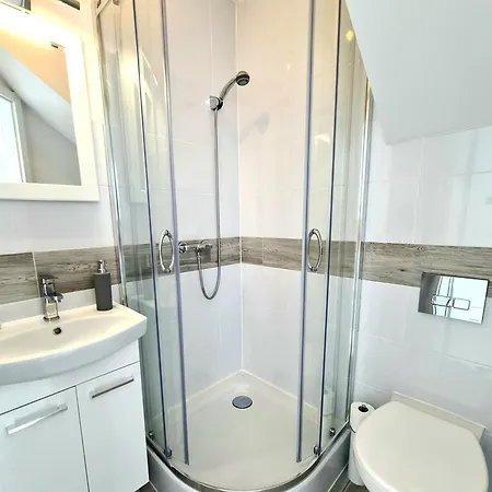 Проживание в семье Goscinne Solaris